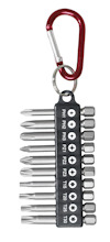 Skruvbits set med nyckelring och karbinhake, innehåller olika typer av bits som PH, PZ, och T i plattform.