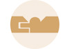 En cirkelformad logotyp med abstrakta bruna och beige former i överlappande design.