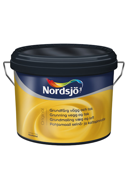 Hink med Nordsjö Grundfärg för vägg och tak, med blått lock och flerfärgad logotyp. Text på fyra språk.