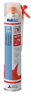 Aerosolbehållare märkt med "Nullifire FF197" och "Brandskum Polarklima." Röd och blå etikett, röd applikator på toppen.