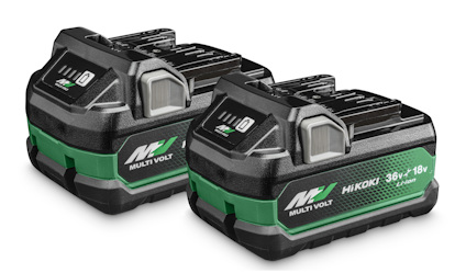 Två svarta och gröna Hikoki Multi Volt-batterier med märkning 36V-18V.