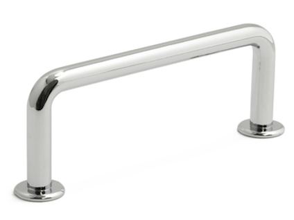 Kromat lådhandtag med rundade hörn och två fästpunkter.