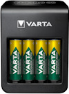 Batteriladdare VARTA med fyra uppladdningsbara AA-batterier placerade i laddarens fack.