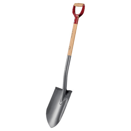 Spade med rundat blad, grå metall och ett träskaft med ett rött D-format handtag.